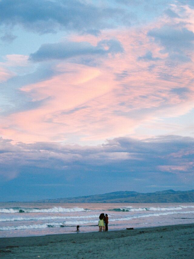 夜のニューブライトンビーチサマータイムも相まって、日没は21時半頃。写真は21時半から22時に撮影したもの。#film #snap #sunset #sea #portra400