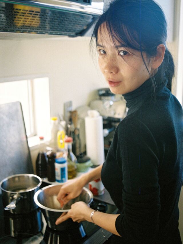 Happy Cooking! My chef🫡#cooking #film #portra400 #portrait #料理